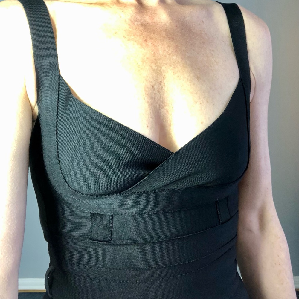 Black Sleeveless Jumpsuit - Picture 4 of 16